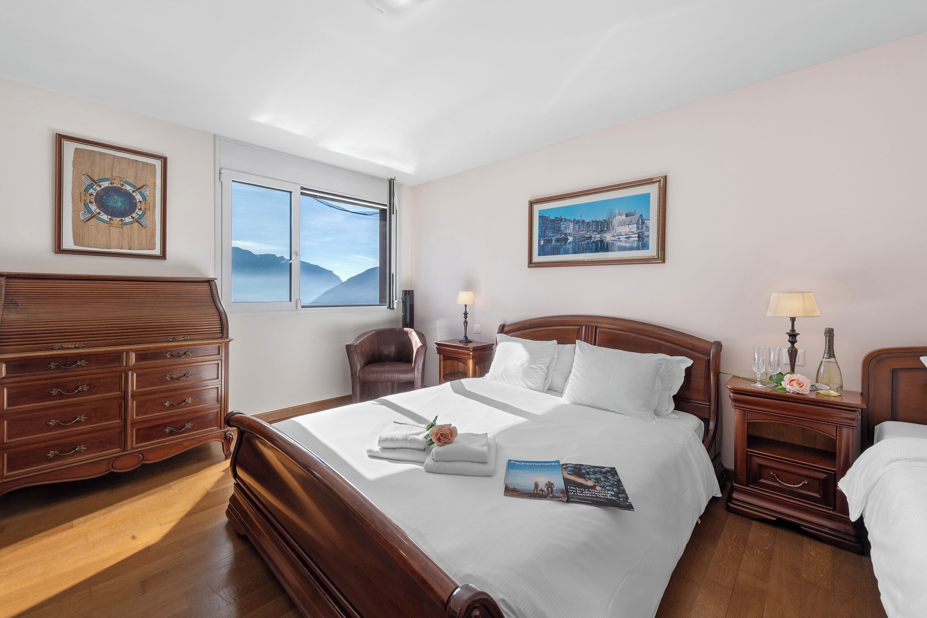 3 bedrooms, laptop workspace, iron/ironing board, free WiFi