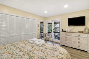 2 bedrooms, iron/ironing board, travel cot, WiFi