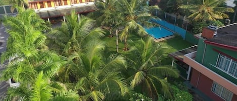 Bahagian luar