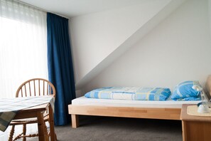 1 chambre, lit parapluie