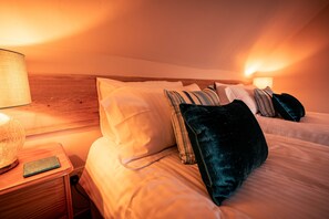 3 habitaciones, tabla de planchar con plancha, cuna de viaje y wifi