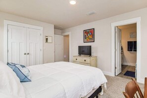 4 soverom, strykejern/-brett og wi-fi (inkludert)