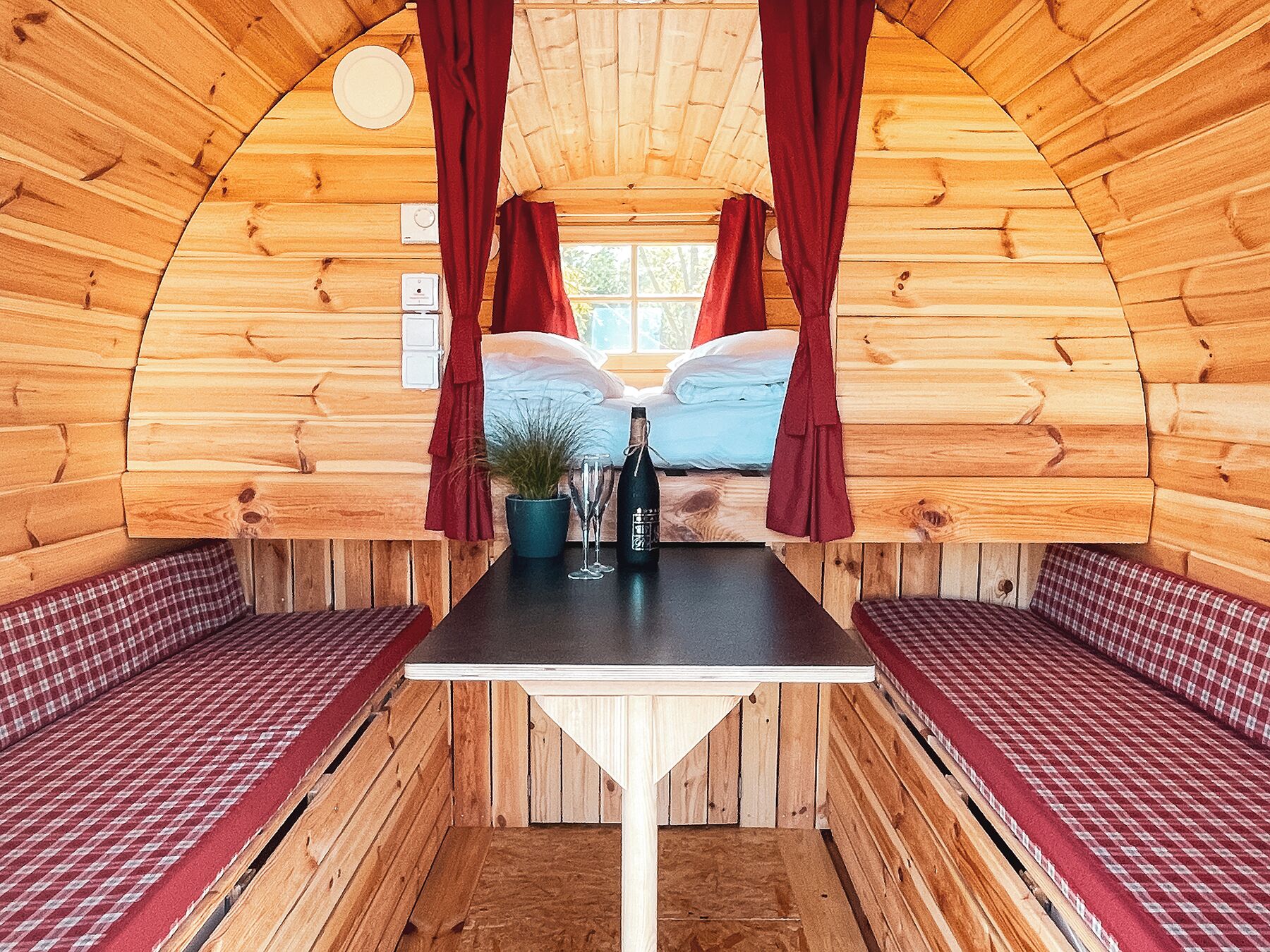 Basic Double Room, 1 King Bed | Free WiFi