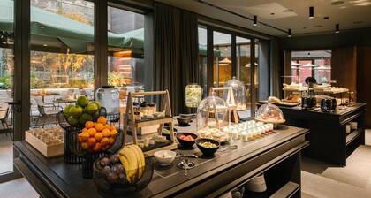 Boho Budapest, Small Luxury Hotels