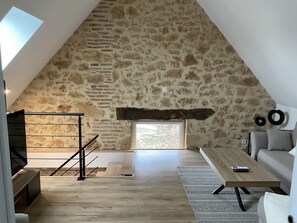 Living area - Gîte Exceptionnel "Le Marronnier" (Castels et Bézenac)