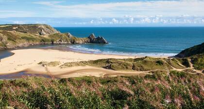 Croeso i Faircroft 5 star self-catering for 2 people with sea views in Rhossili.