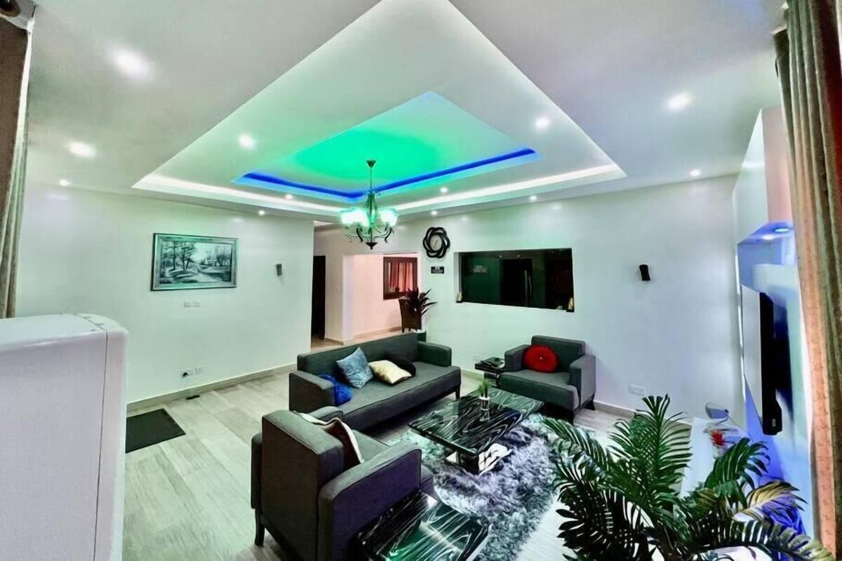 Quarto executivo | 1 quarto, frigobar (abastecido com alguns itens grátis)