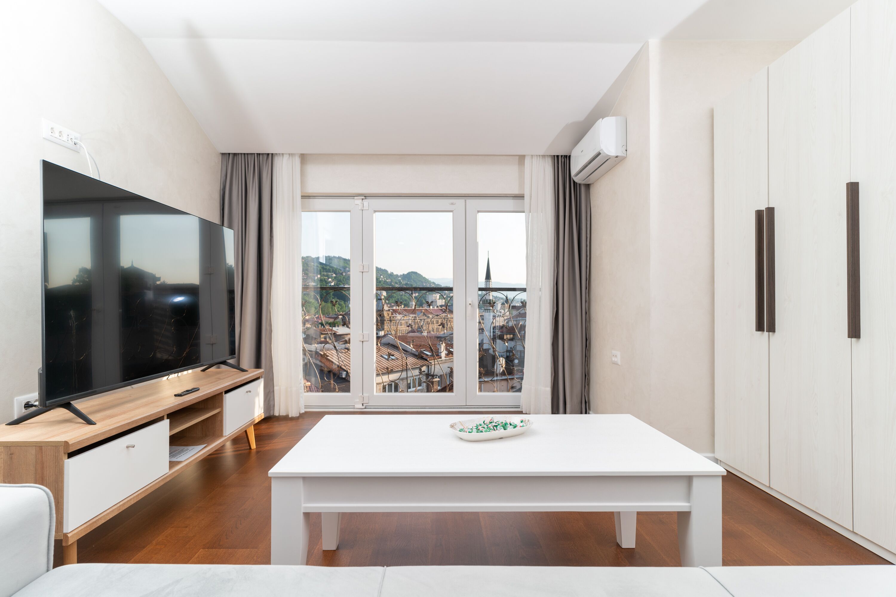 Studio Presidential | Truy cập Internet không dây miễn phí, bộ trải giường 