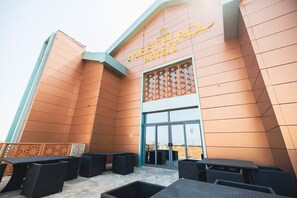 Exterior - Meethaq Hotels Jabi (Abuja)