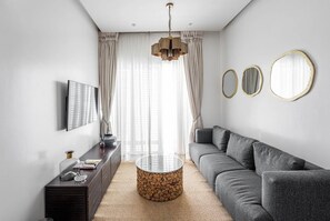 Luxury Room | 1 bedroom, soundproofing, free WiFi, bed sheets - Meethaq Hotels Jabi (Abuja)