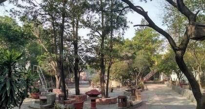 Chopra Farms Gurgaon-Private 5bhk Farm Villa