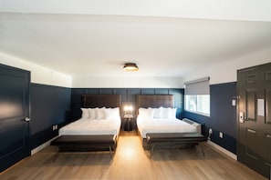 Habitación Signature doble | Escritorio, wifi gratis, ropa de cama