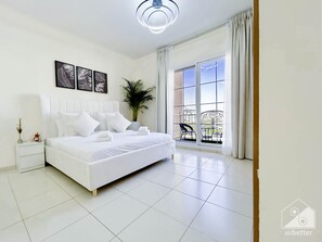 1 bedroom, iron/ironing board, bed sheets - Gorgeous 1 Bedroom With Balcony in JVC (Dubai)