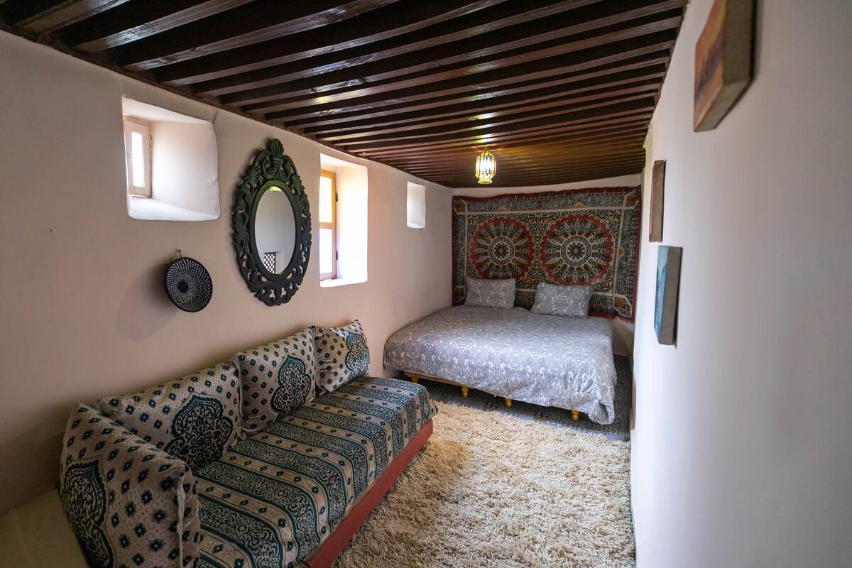 Signature Duplex | 1 bedroom, individually decorated, iron/ironing board, free WiFi