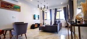 Smart TV, stereo