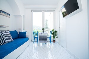 华丽客房 | 高档床上用品、羽绒被、客房内保险箱、特色装修