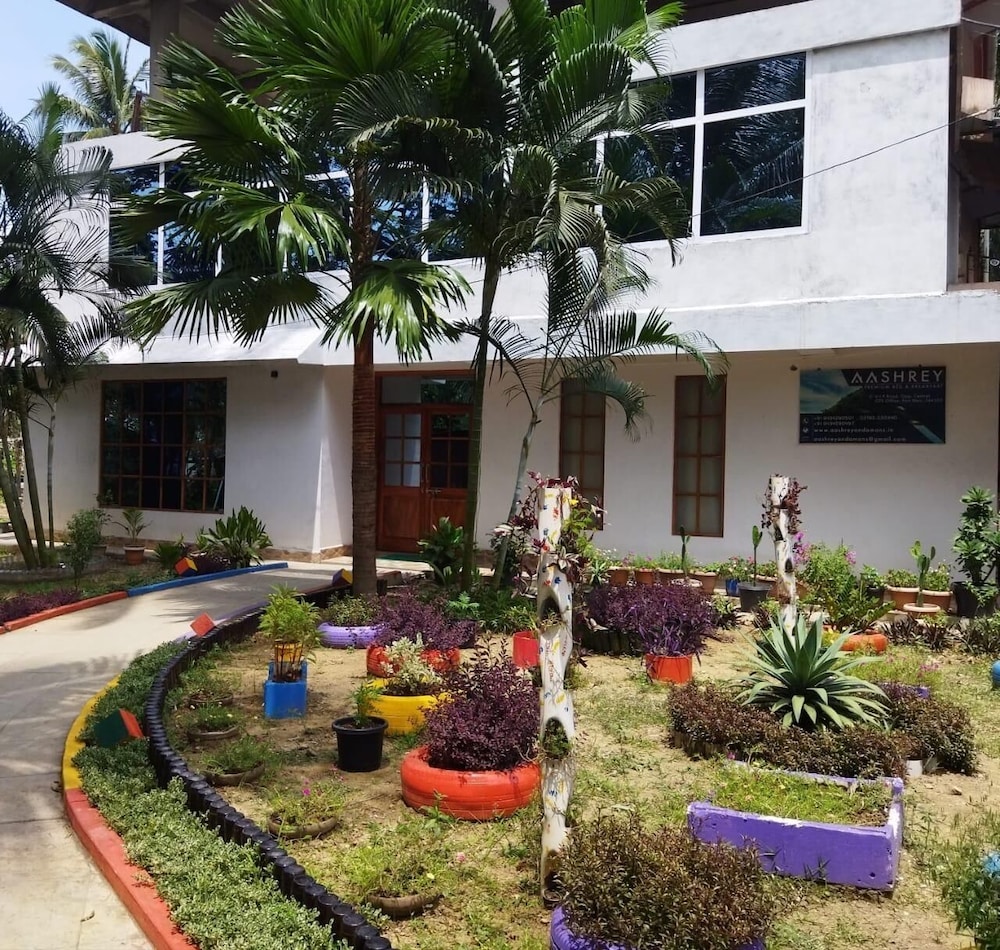 2 Star Hotels