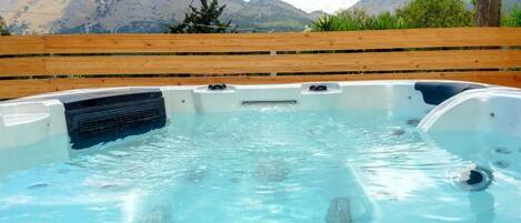 Baignoire à remous extérieure