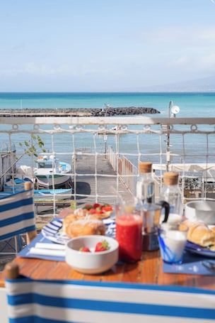 Desayuno buffet incluido todos los días