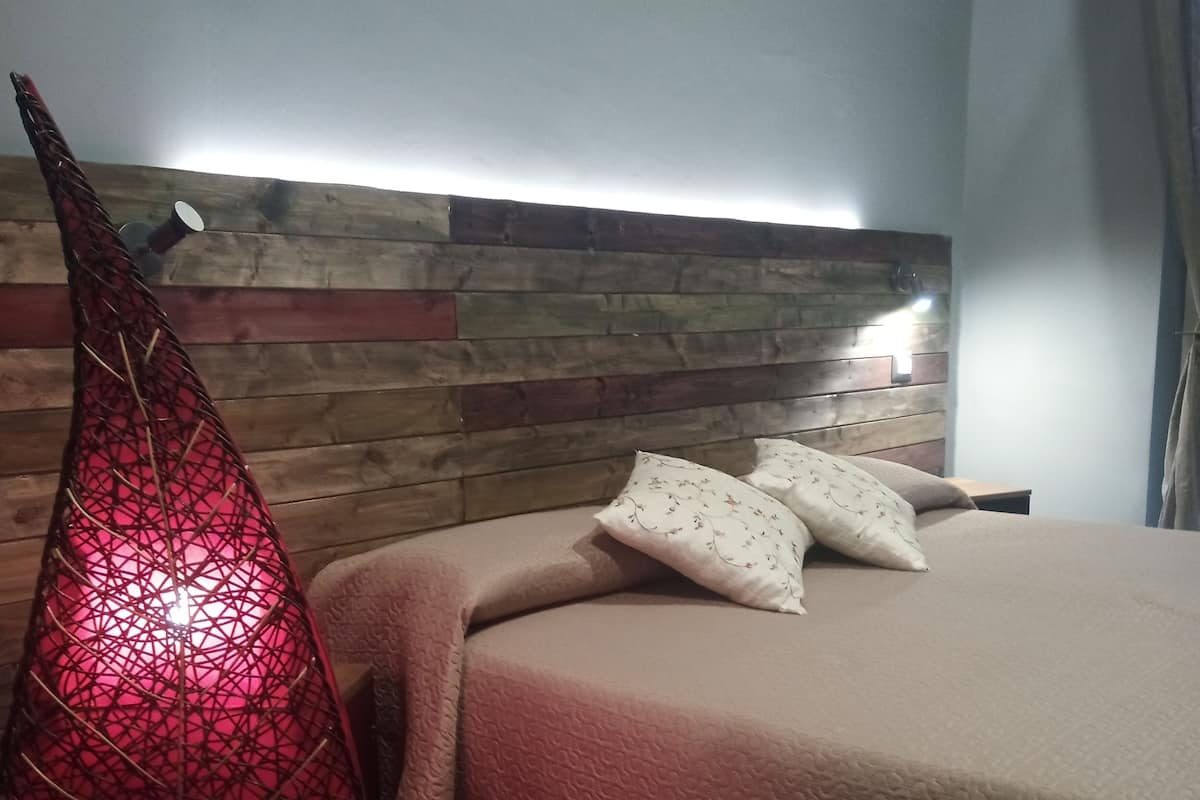 Basic Double or Twin Room
