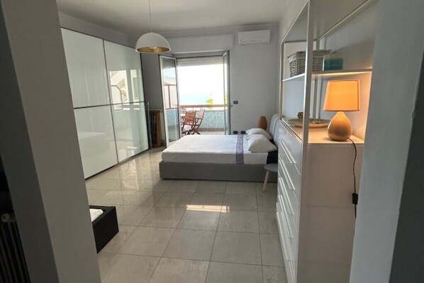 1 chambre, literie fournie