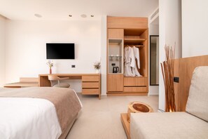Junior Suite Sea Front Swim Up | In-room safe, desk, blackout curtains, soundproofing - Paralos Kyma Dunes Adult Only (Kos)