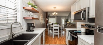 Lakefront 3BR RAFB | Pet Friendly