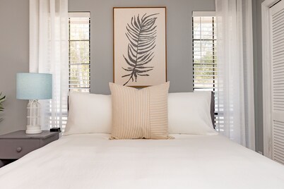 Lakefront 3BR RAFB | Pet Friendly