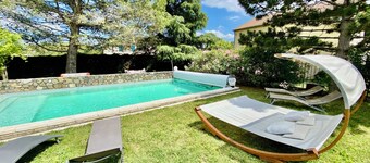 Maison110m2, 6p, 3ch, Piscine Privée-cuisine D'été, Jacuzzi, Espace Jardin Clos