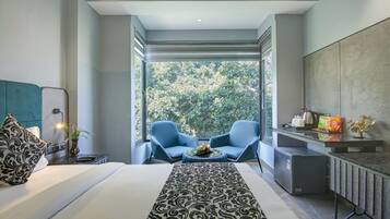 Family Studio, Multiple Beds, City View