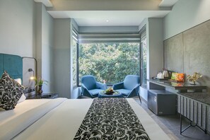 Family Studio, Multiple Beds, City View | 1 bedroom, premium bedding, memory-foam beds, minibar