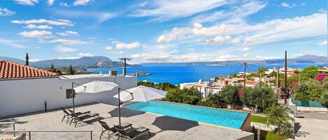 Piscina a l'aire lliure