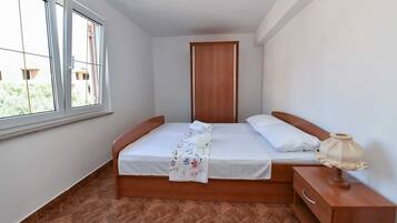 2 bedrooms, free WiFi, bed sheets