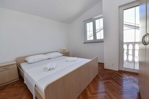 2 dormitorios, wifi gratis, ropa de cama
