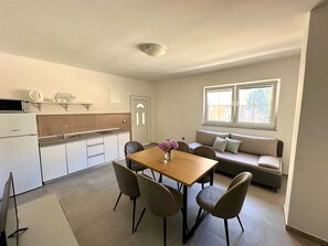 Interior - Apartment on ground floor with two bedrooms (Novalja)