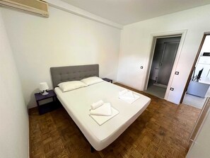 2 bedrooms, free WiFi, bed sheets - Apartment on ground floor with two bedrooms (Novalja)