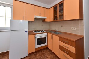 Microwave - Apartment with one bedroom on first floor (Novalja)
