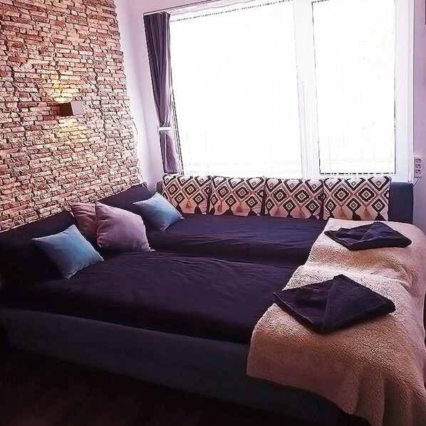 1 bedroom, iron/ironing board, WiFi, bed sheets