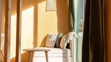 Panoramic Bungalow | Living area