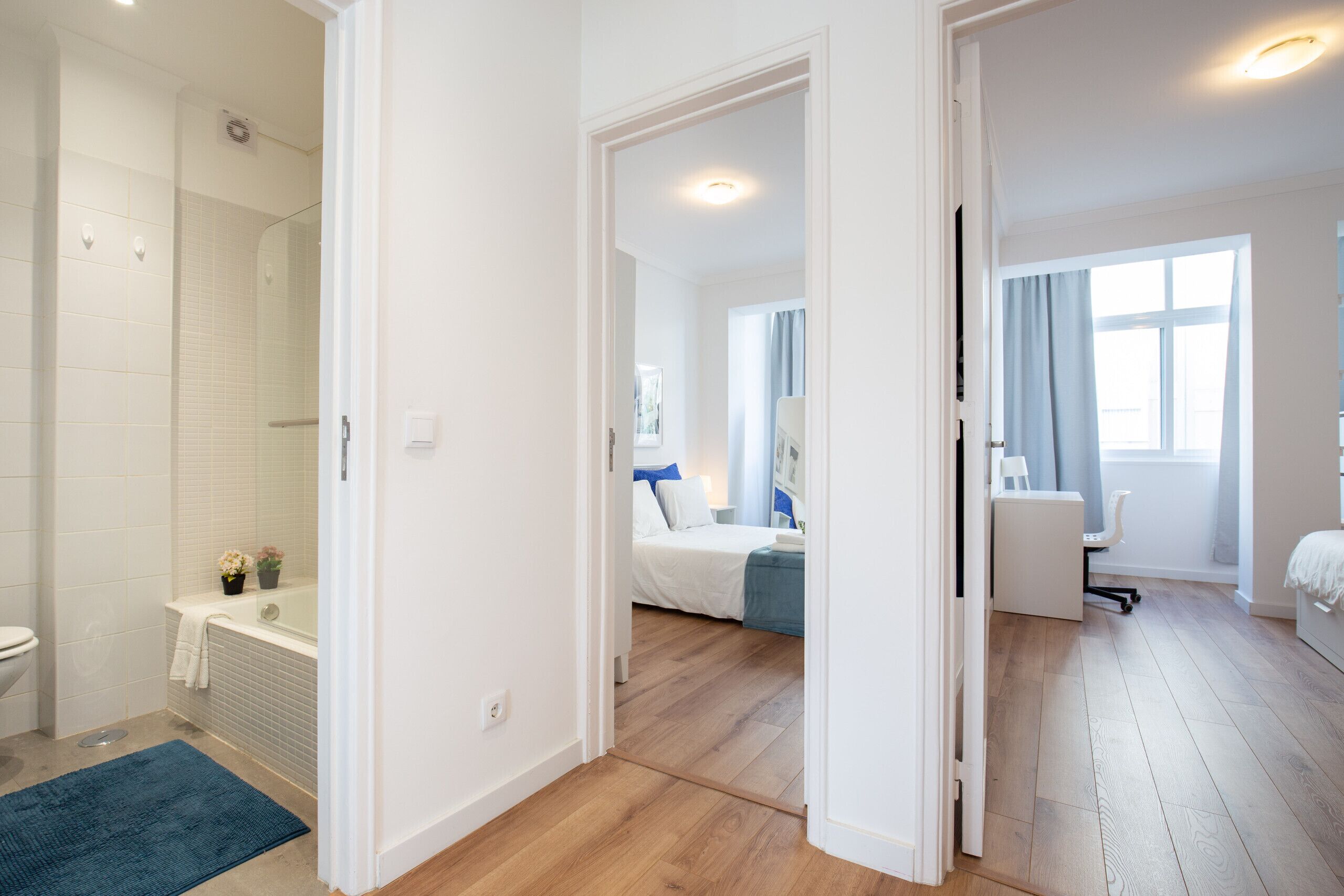 2 bedrooms, iron/ironing board, free WiFi, bed sheets