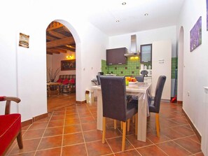 Dining - Holiday apartment with air conditioning (Pula)