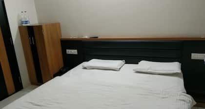 Hotel Sky Inn