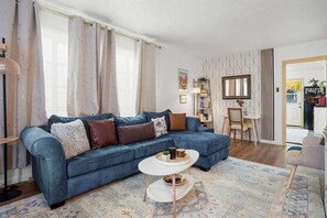 TV, fireplace, offices - Ocean glimpse from the patio (Pacifica)