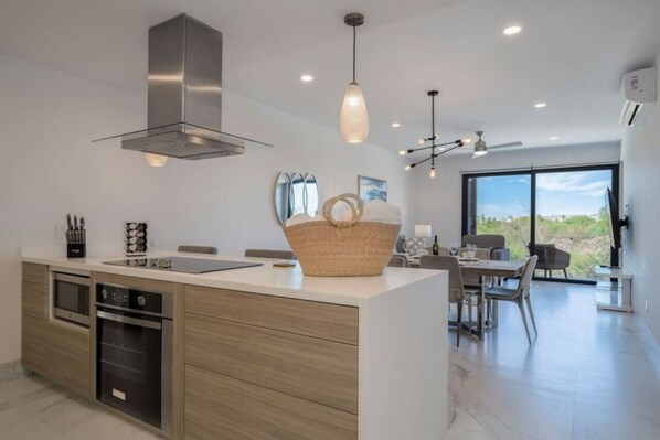 Fridge, oven, stovetop, dishwasher - Find peace in this 2 BD condo (El tezal)