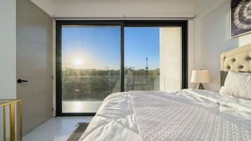 2 soverom, skrivebord, wi-fi og sengetøy