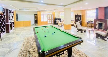 Snow Touch Resort By Sriniwasa Hotels