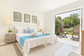 7 habitaciones, tabla de planchar con plancha y wifi gratis 