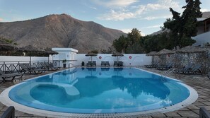 Außenpool (je nach Saison geöffnet)