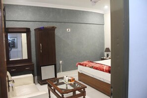 Deluxe Double Room | Soundproofing, free WiFi
