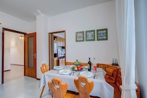 Family Apartment, Multiple Bedrooms, Mountainside (Zio Enry Terrace Apartment Orta Lake) | Dining - Zio Enry Terrace Apartment Orta Lake (Armeno)